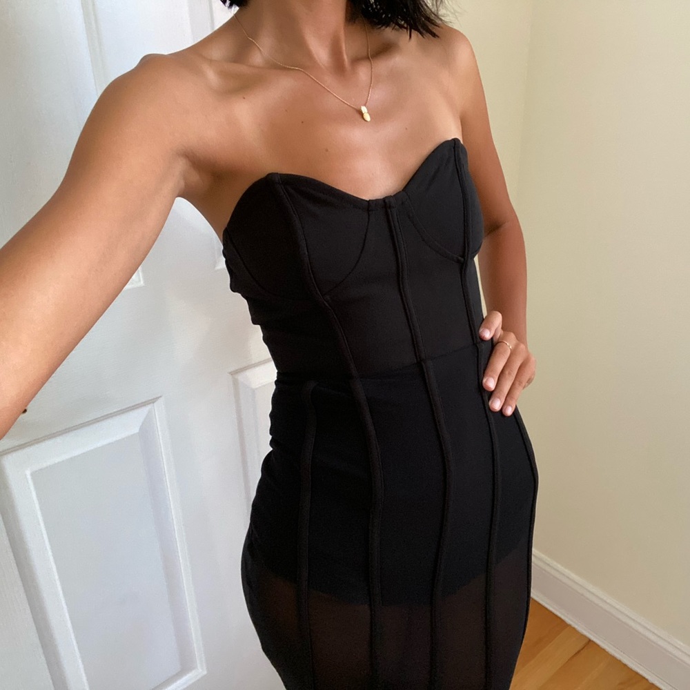 Sheer body suit cage dress 🖤